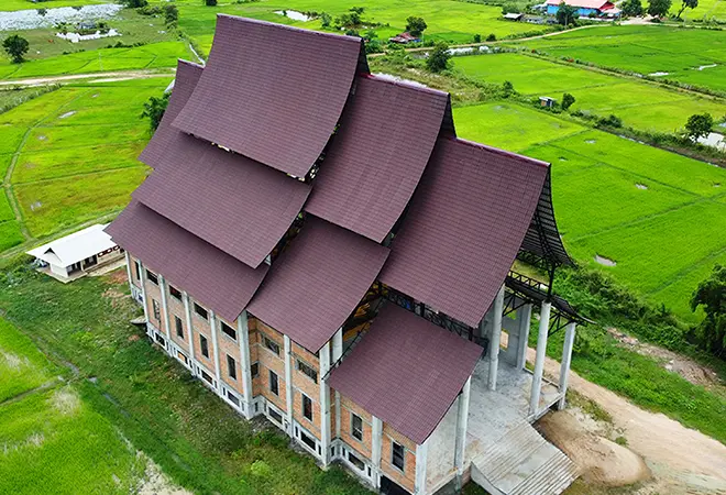 สถานปฏิบัติธรรมพุทธพรหมปัญโญ จ.ลำปาง รุ่น Casa Spain สี Sandy Brown